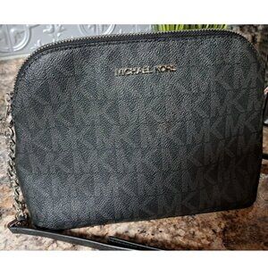 Michael Kors  Jet Set Shoulder Crossbody Bag Purse (Excellent Condition)